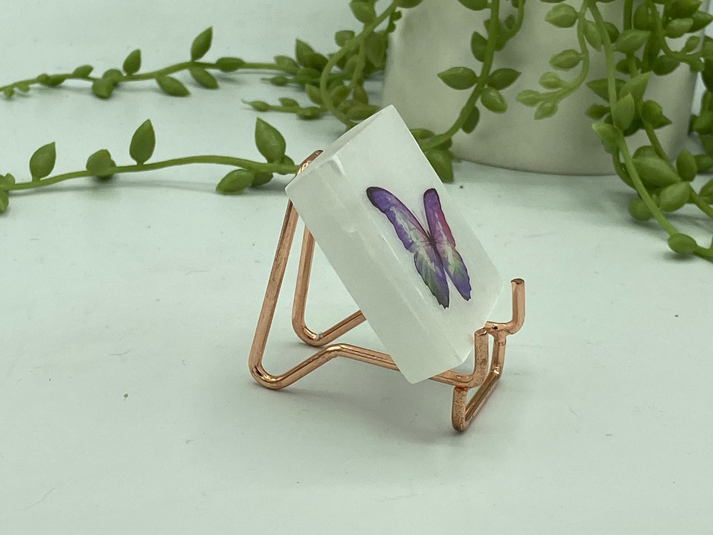 Pretty butterfly on Selenite/Gypsum/Satin Spar small sized charging plate, Approx 55mm, cleansing & recharging, butterflies pattern,