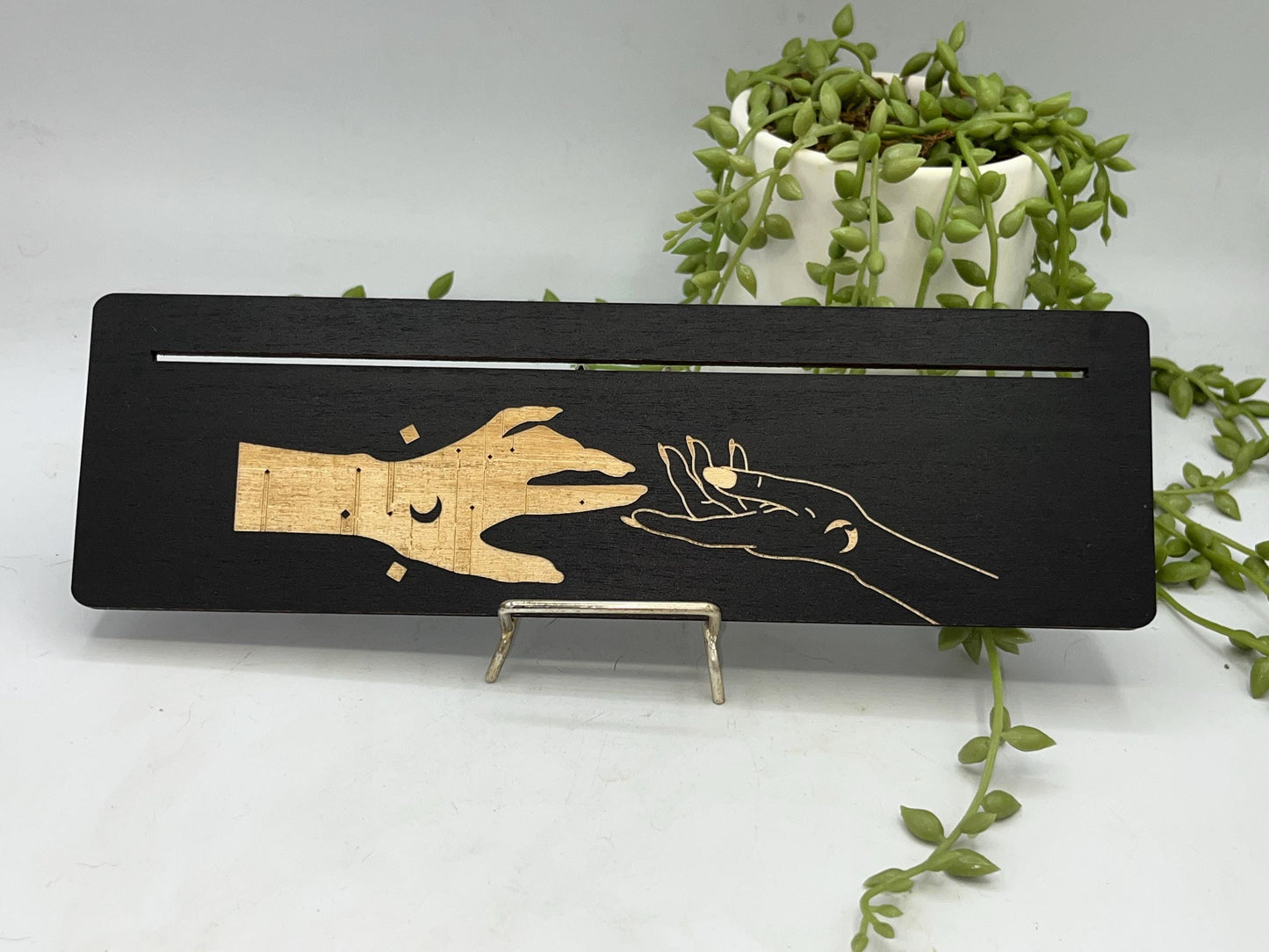 Tarot cards of the day 3 card holder. Wooden mystical hands reaching for sun and moon tarot/oracle card holder, altar stand, card of day