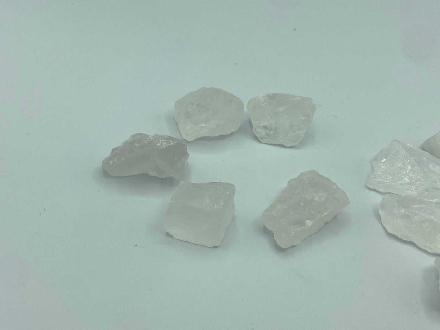 Clear Quartz/rock quartz Raw natural Crystal chunk, 100% Natural Clear Crystal Gemstone, Reiki Chakra Healing stone, Spiritual stone,