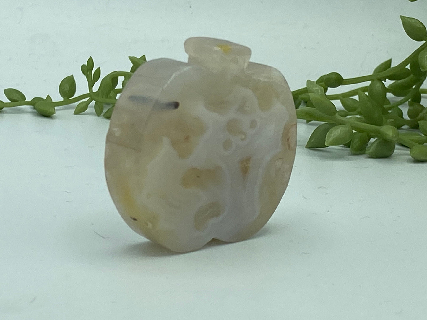 Gorgeous flower agate apple, flower agate apple, flower agate crystal, agate crystal, crystal apple carving, gemstone apple carving