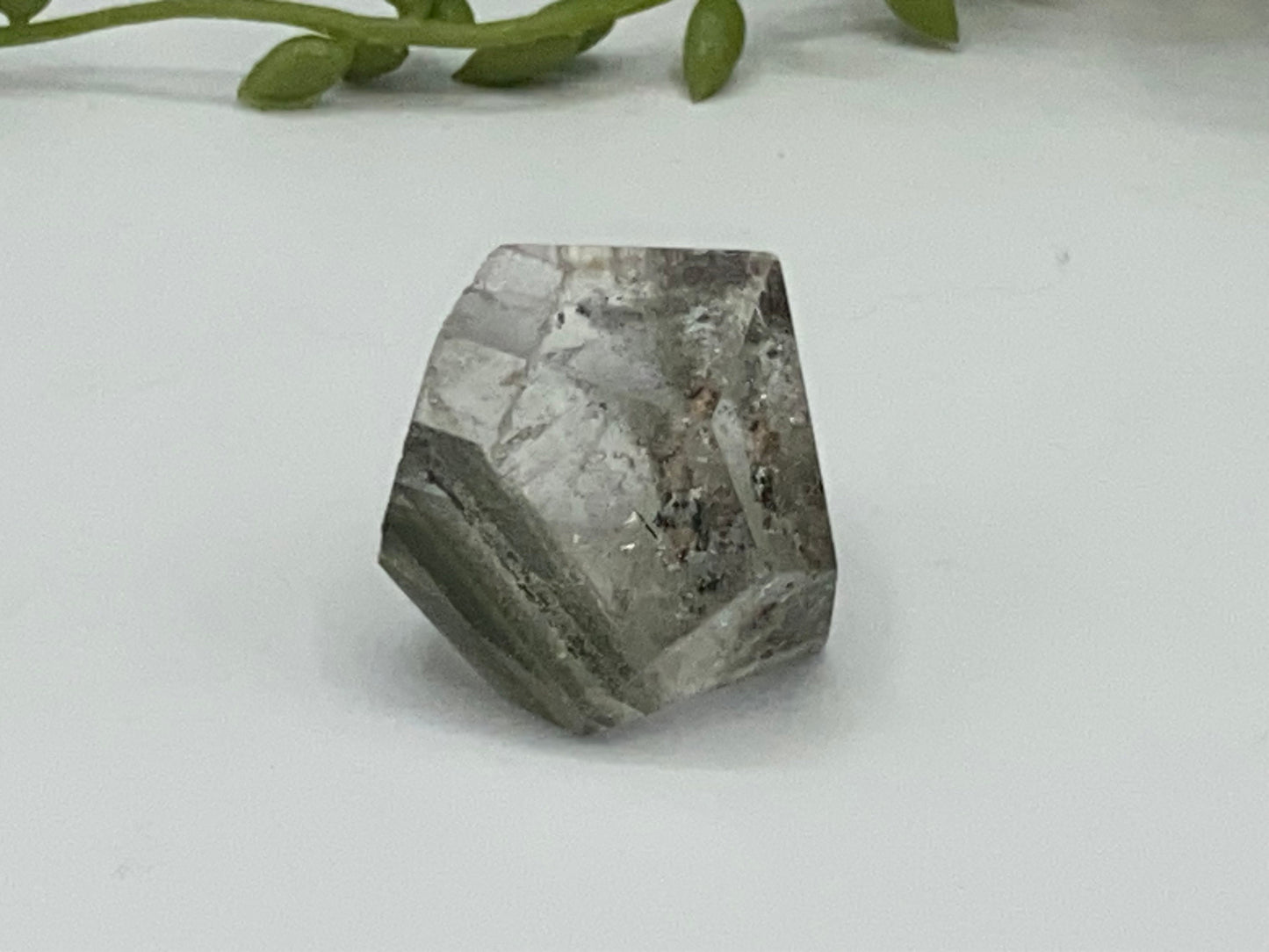 Garden quartz freeform (I), cute garden quartz crystal specimen, lodolite, shamanic stone, ghost quartz, phantom quartz, landscape quartz