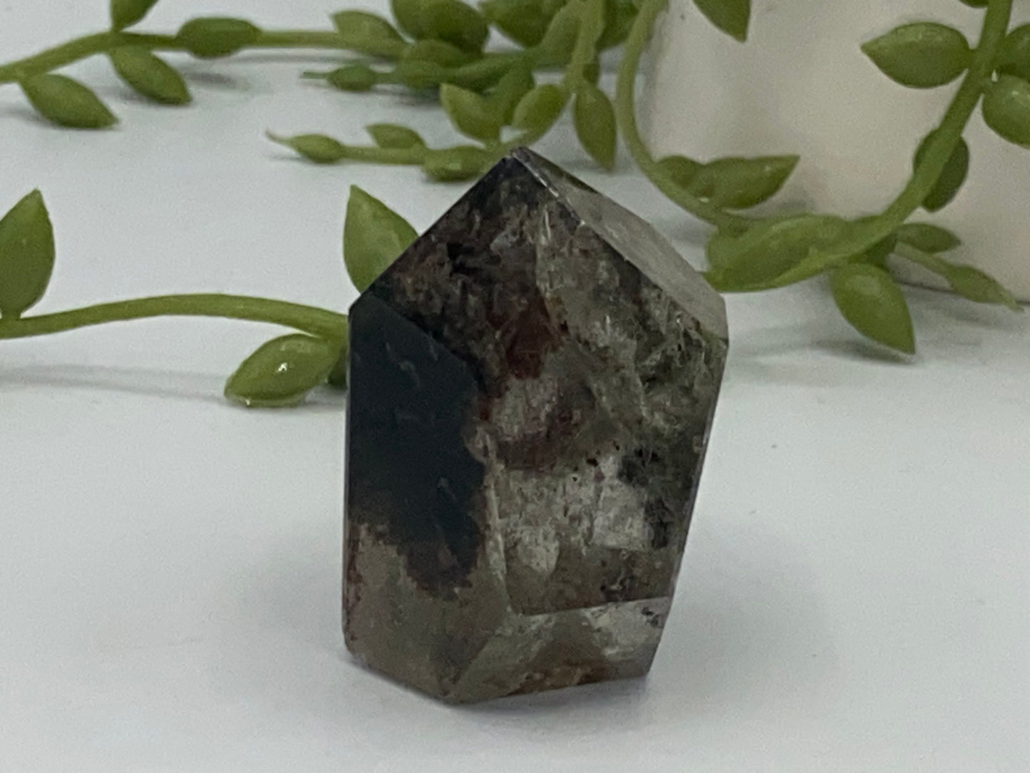 Garden quartz freeform (S), cute garden quartz crystal specimen, lodolite, shamanic stone, ghost quartz, phantom quartz, landscape quartz