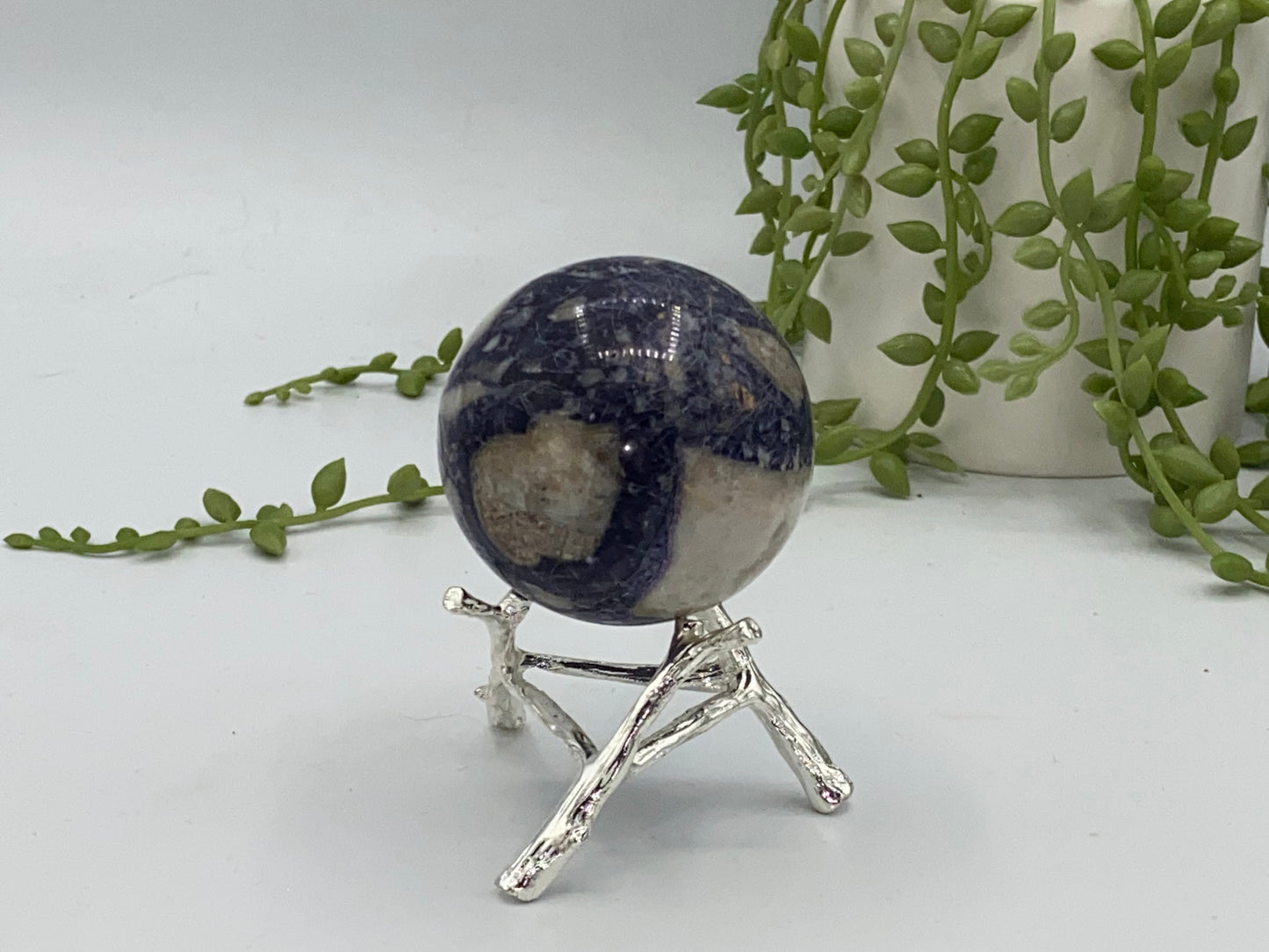 Fluorite root sphere (D) fluorite root, fluorite sphere, crystal sphere, fluorite crystal ball, crystal ball, crystal sphere, crystal sphere