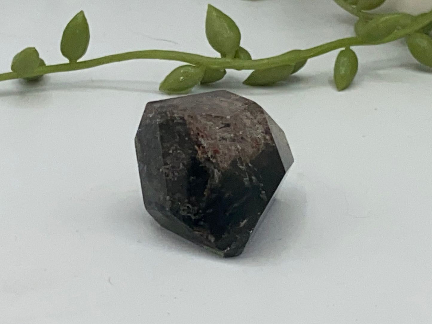 Garden quartz freeform (D), cute garden quartz crystal specimen, lodolite, shamanic stone, ghost quartz, phantom quartz, landscape quartz