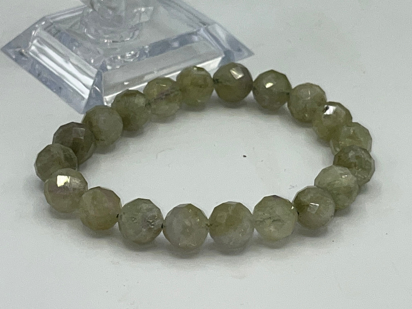 Faceted Prasiolite, green Amethyst/Quartz, Unisex Crystal Beads, 10mm Beads, Stretchy Gemstone Bracelet, Healing, Stone for Love