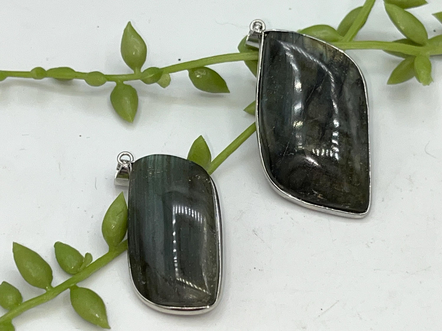 Labradorite Leaf Pendants. Beautiful flash, Green, yellow and orange flash, pick your favourite, perfect gift