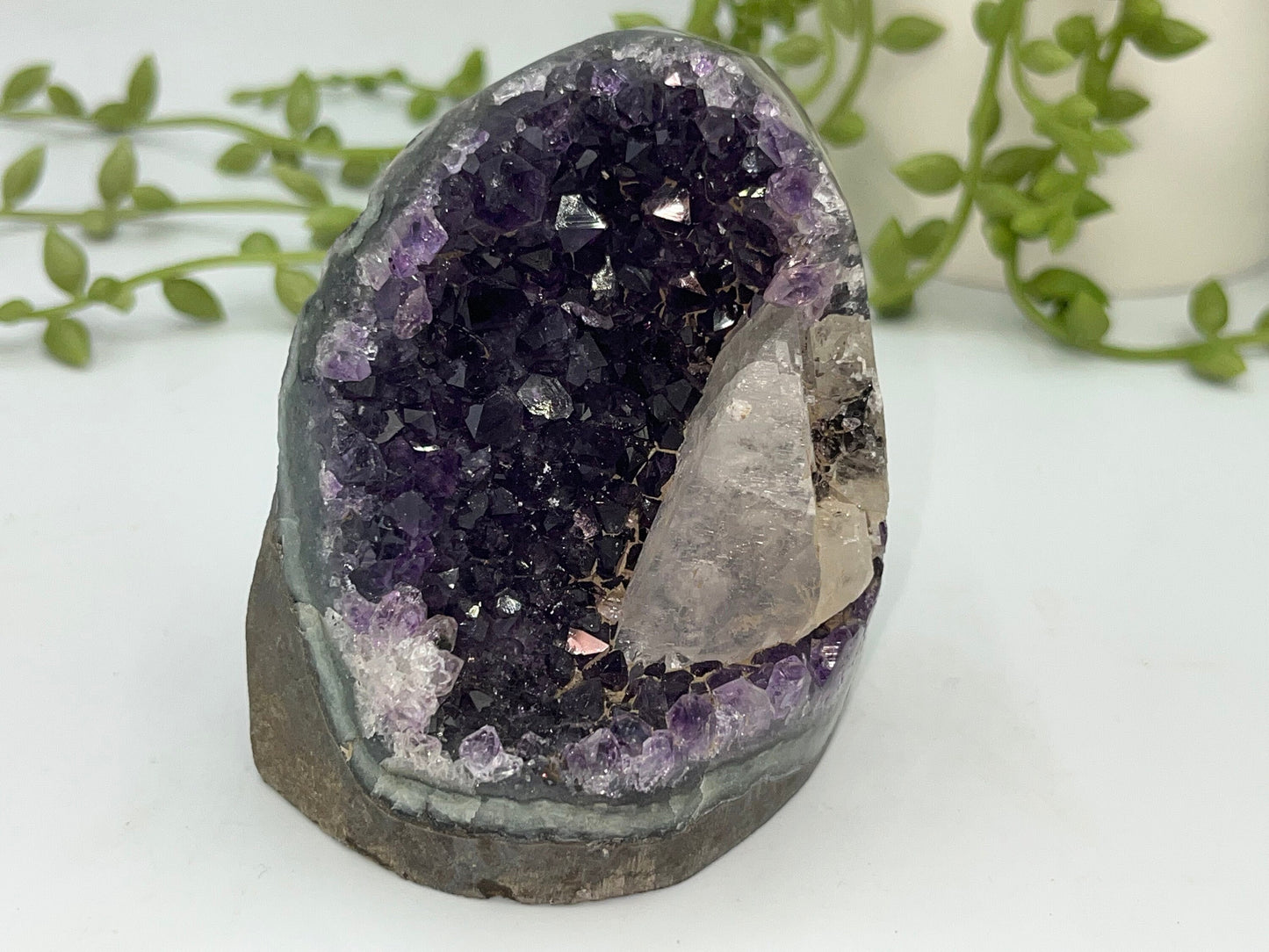 Very Special Purple Amethyst Free Form (L) cluster, Amethyst with Xl calcite tooth free form, Cathedral, Geode, Cluster