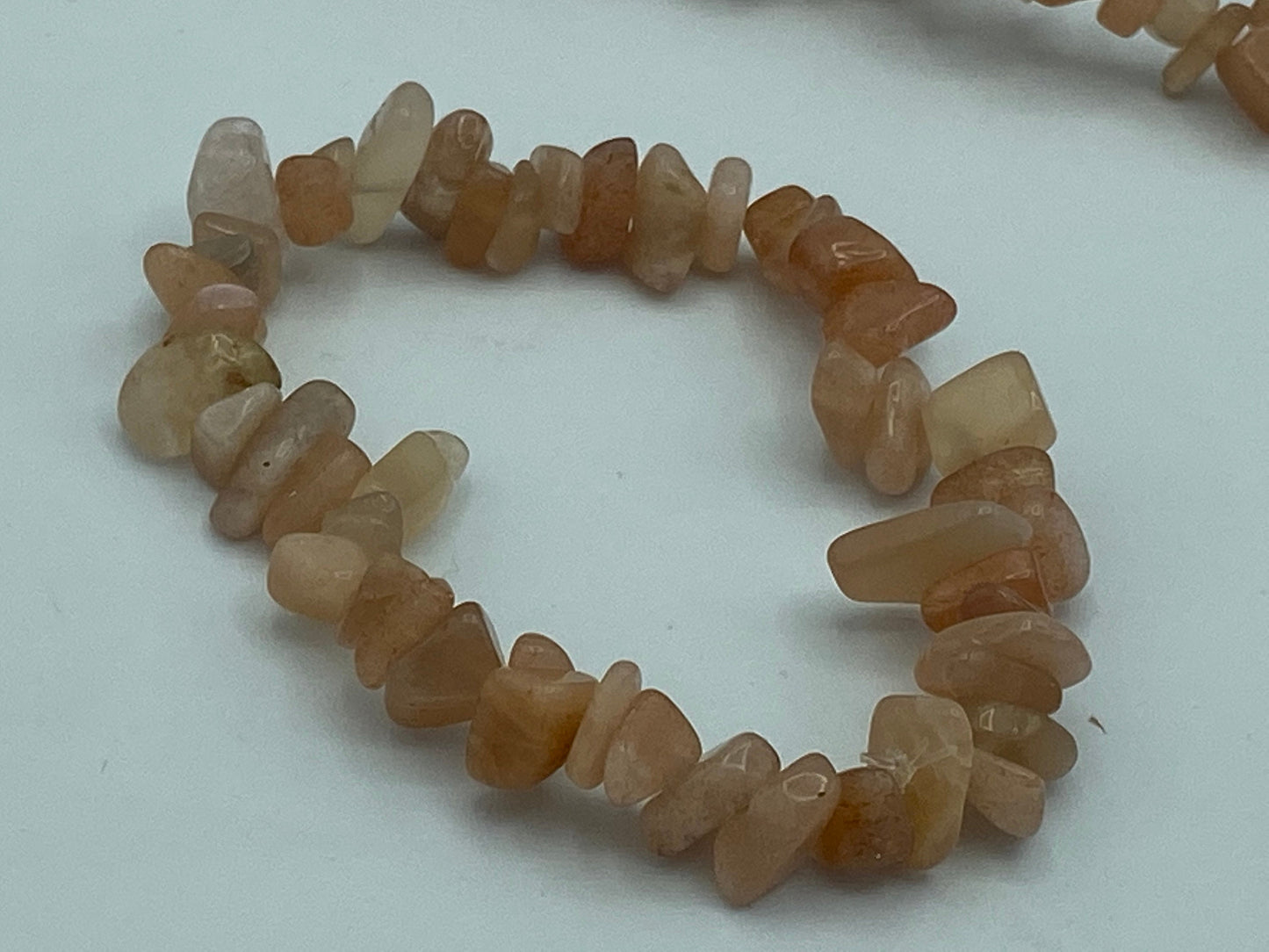 Sunstone beaded chip bracelet,