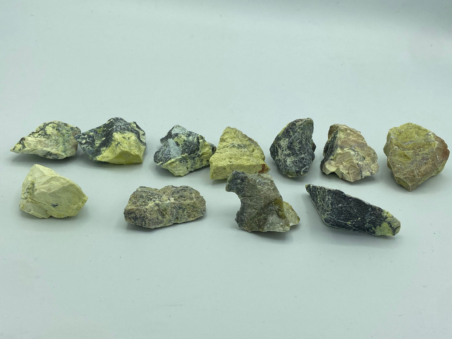 Serpentine, Raw Serpentine Formation, Rough Specimen Cluster, Mineral, Healing Crystals - Gems