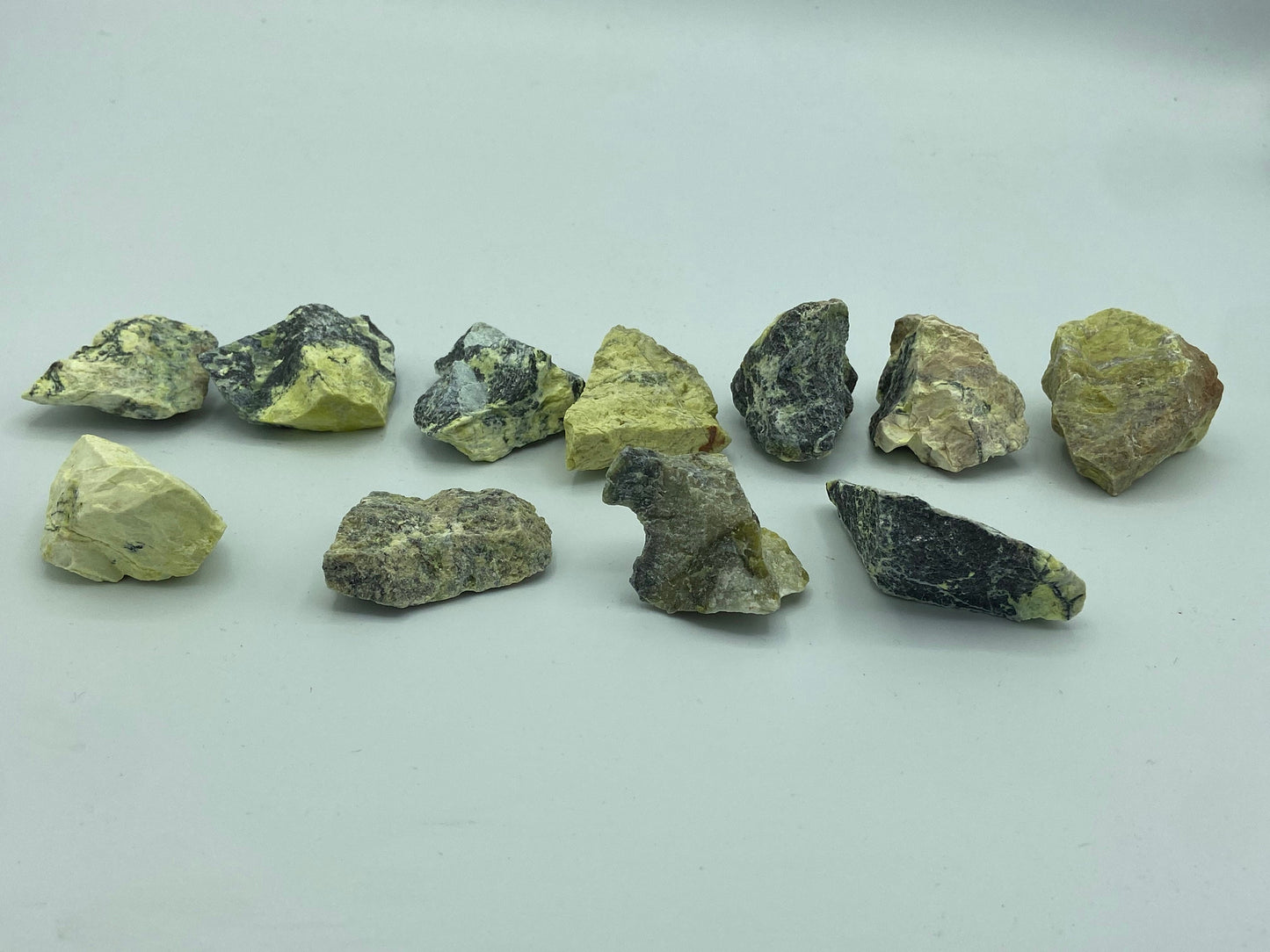 Serpentine, Raw Serpentine Formation, Rough Specimen Cluster, Mineral, Healing Crystals - Gems