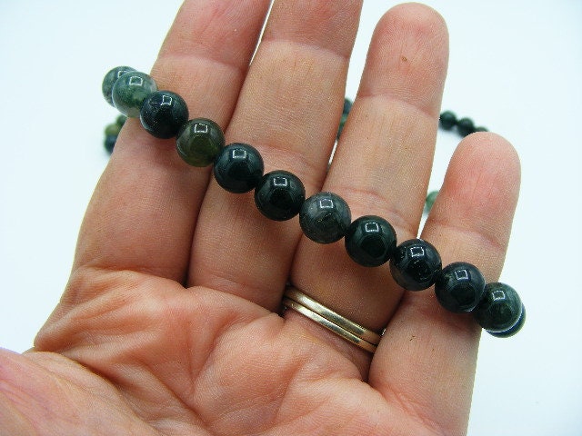 Deep moss agate beaded bracelet, top quality moss agate, healing bracelet, 8mm beads, deep green moss colour