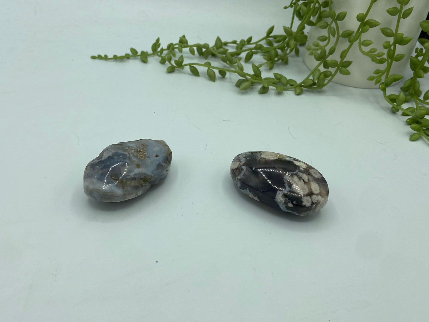 Black Flower Agate Palm Stone, Flower Agate Pebble