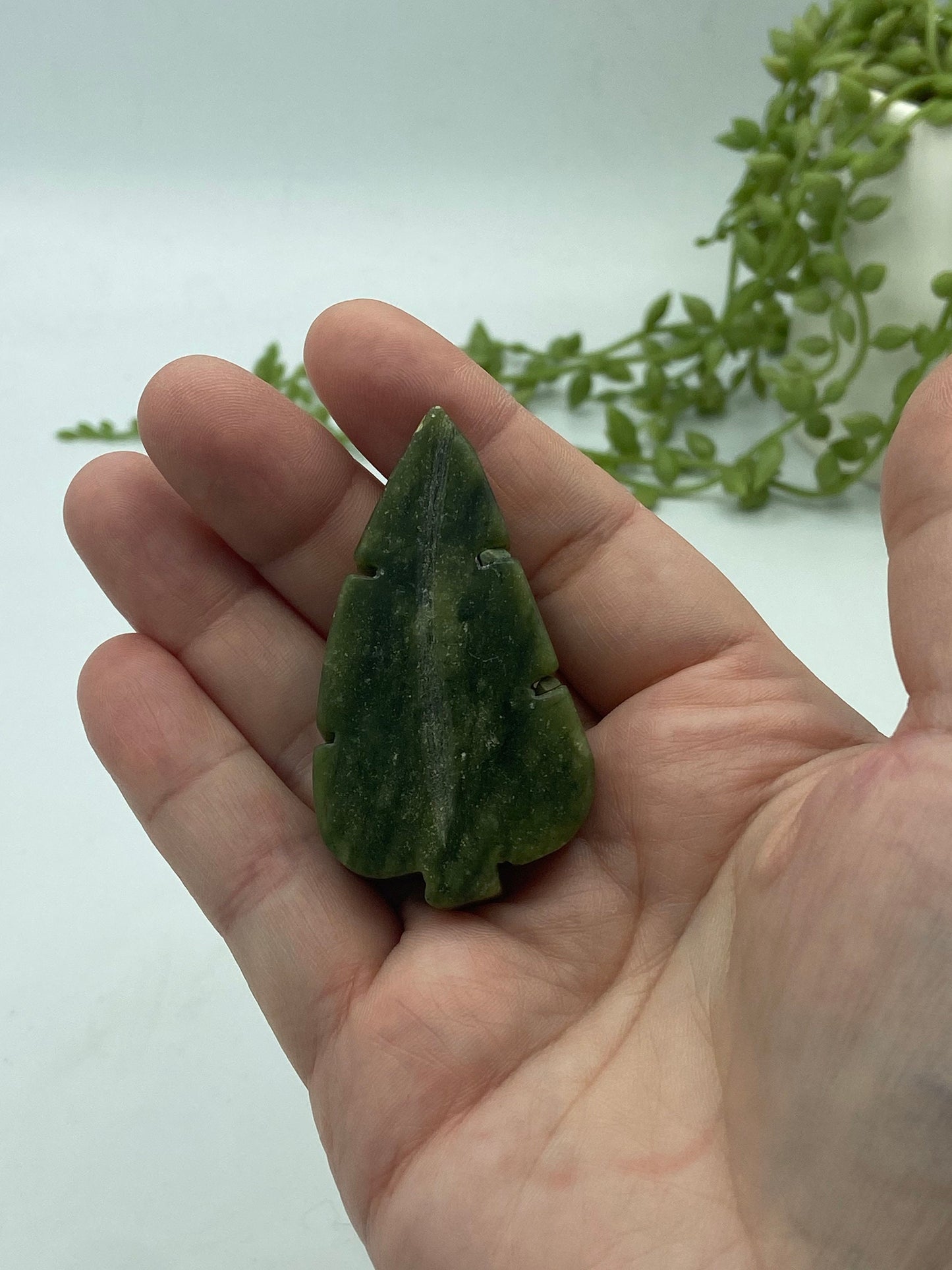 Serpentine leaf carving, new Jade, bowenite, serpophite, infinity stone, Crystal carving, gemstone leaves