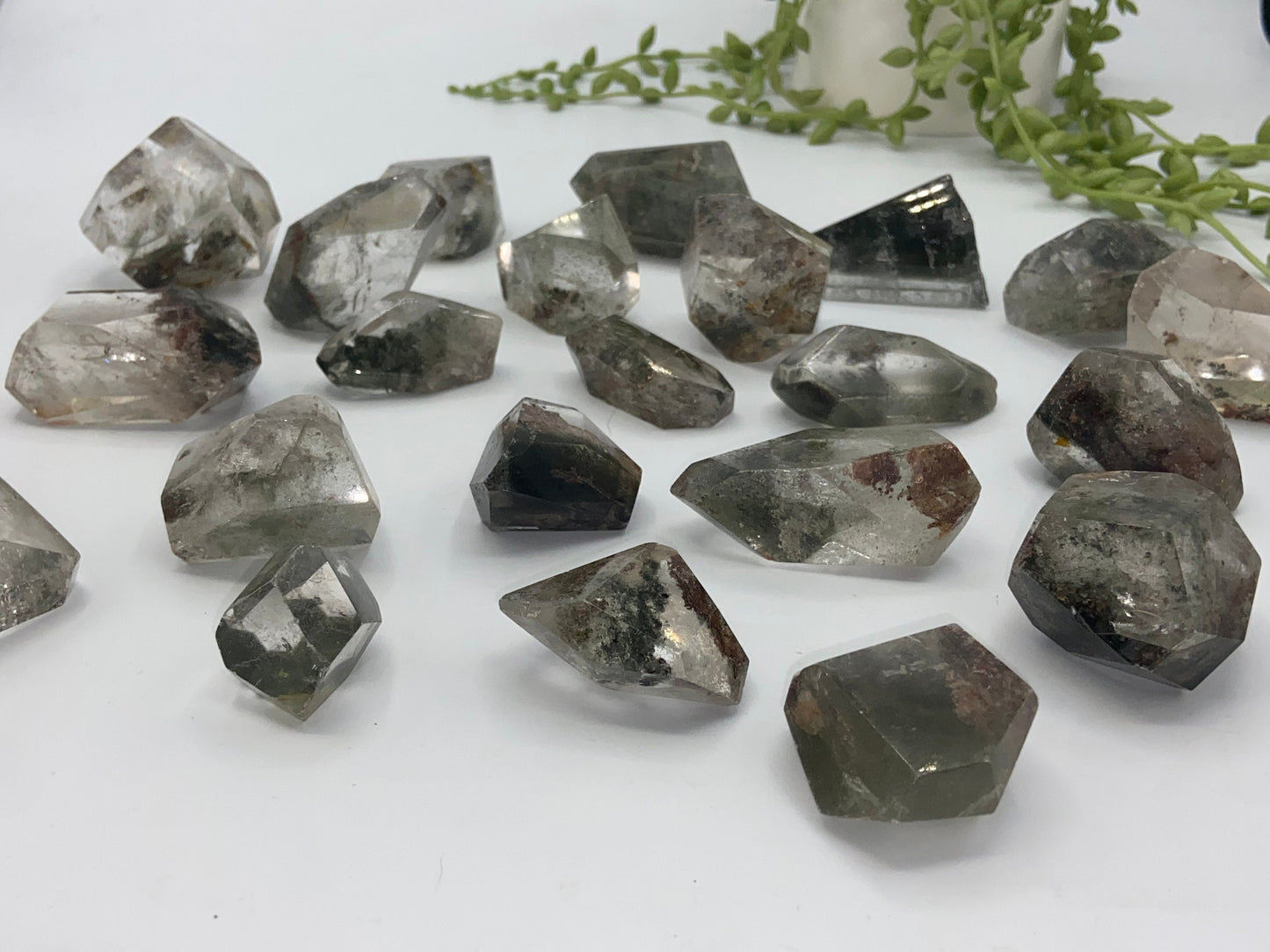 Garden quartz freeform (F), cute garden quartz crystal specimen, lodolite, shamanic stone, ghost quartz, phantom quartz, landscape quartz