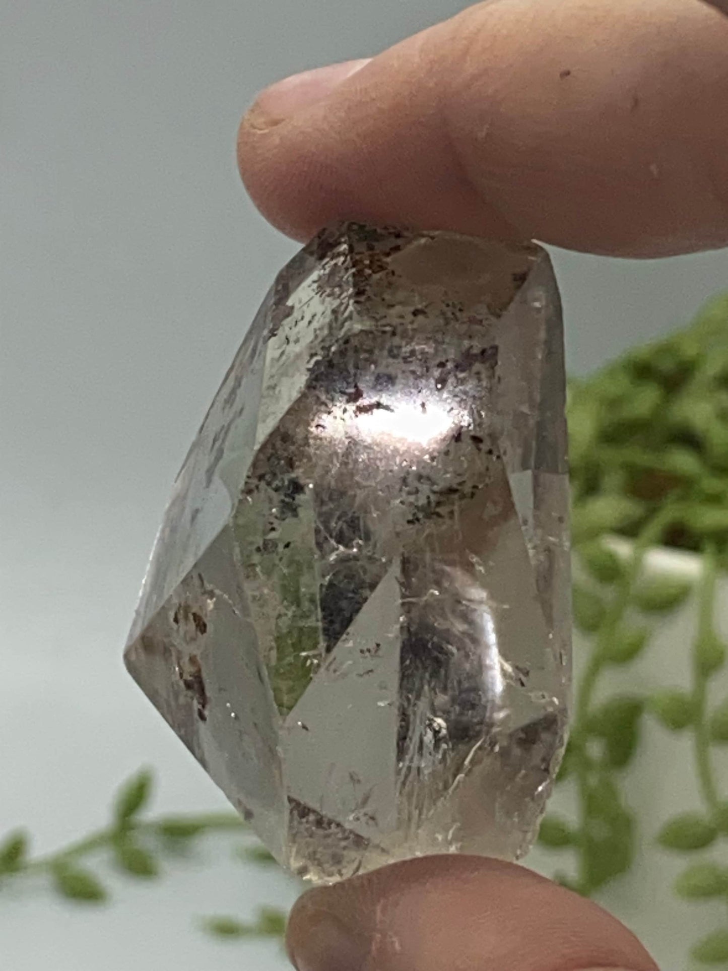 Garden quartz freeform (P), cute garden quartz crystal specimen, lodolite, shamanic stone, ghost quartz, phantom quartz, landscape quartz