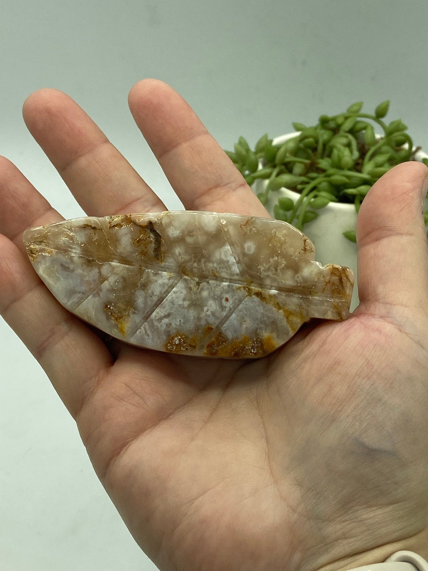 Flower agate Leaf carving, crystal carvings, crystal leaf carvings, chakra crystals, gemstones, crystals uk