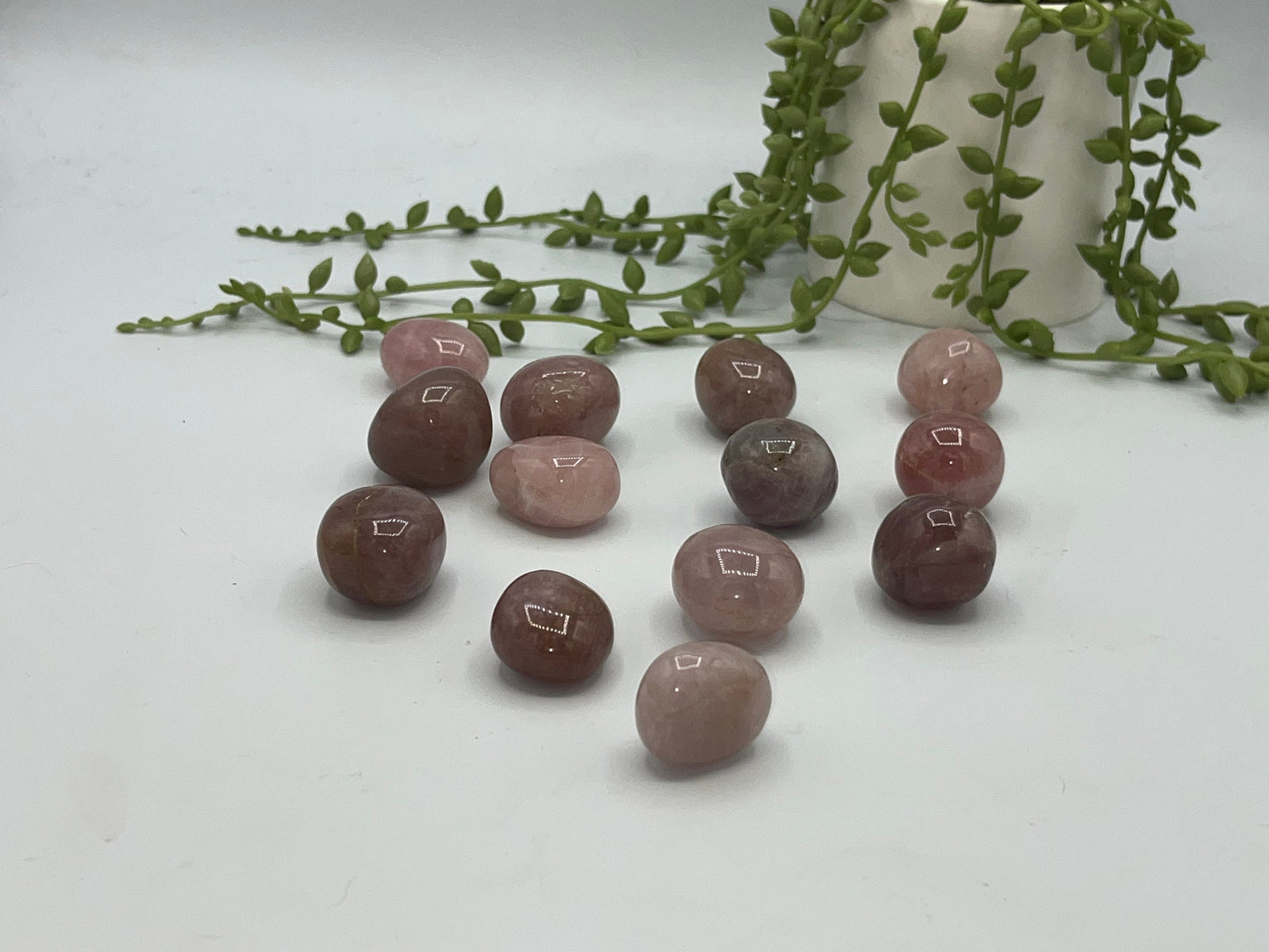 Lavender/Lilac Rose Quartz Tumble Stones, Purple Rose Quartz Tumble Stones, Healing Stones, Chakras, Crystal Grid, Reiki