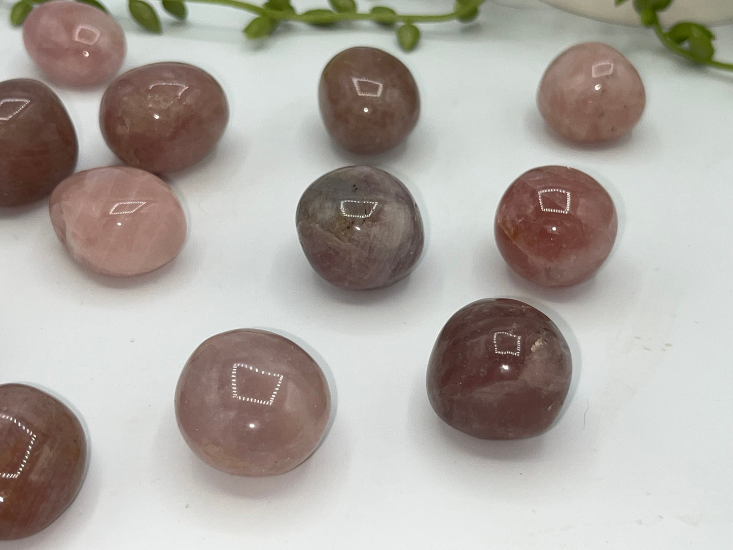 Lavender/Lilac Rose Quartz Tumble Stones, Purple Rose Quartz Tumble Stones, Healing Stones, Chakras, Crystal Grid, Reiki